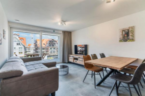 Luxe appartement in Nieuwpoort met zwembad &wellness